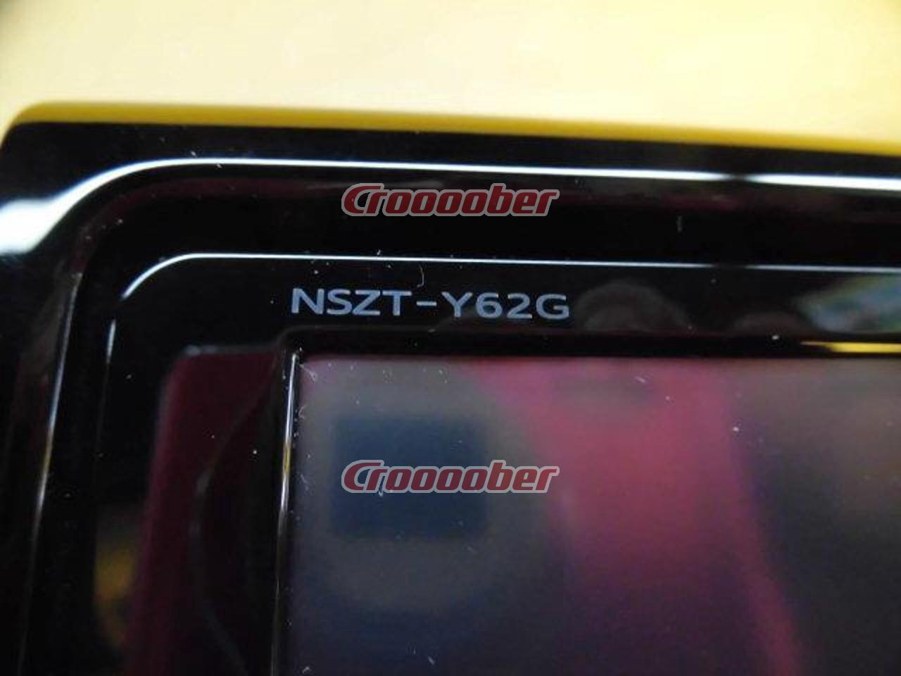 トヨタ純正オプション NSZT-Y62G 9インチSDナビ CD/DVD/Bluetooth 
