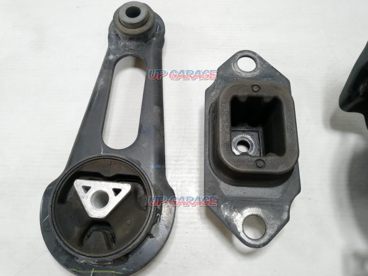 NISSAN Note / NISMO S / E12 Genuine Engine Mount Torque Rod 