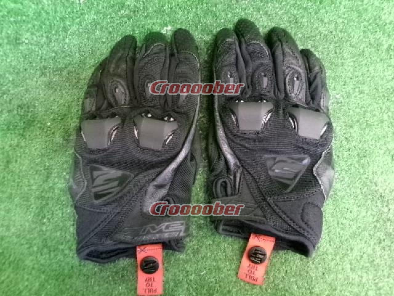 Size M / 9 Five STUNT EVO Globe Black | Glove Accessories | Croooober
