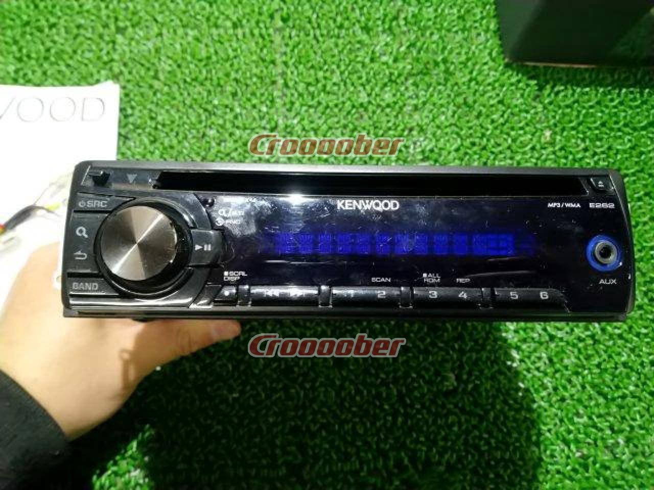 Kenwood E262 1DIN Audio Tuner CD / AM / FM / AUX | CD Tuners