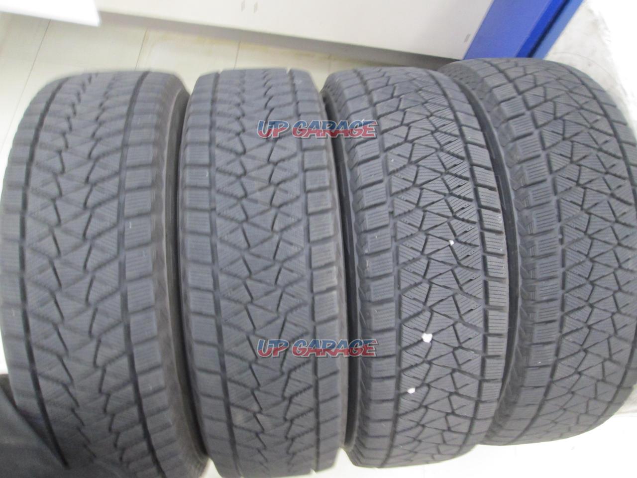 BRIDGESTONE DM-V2 | 16 Inch Studless Tire | Croooober