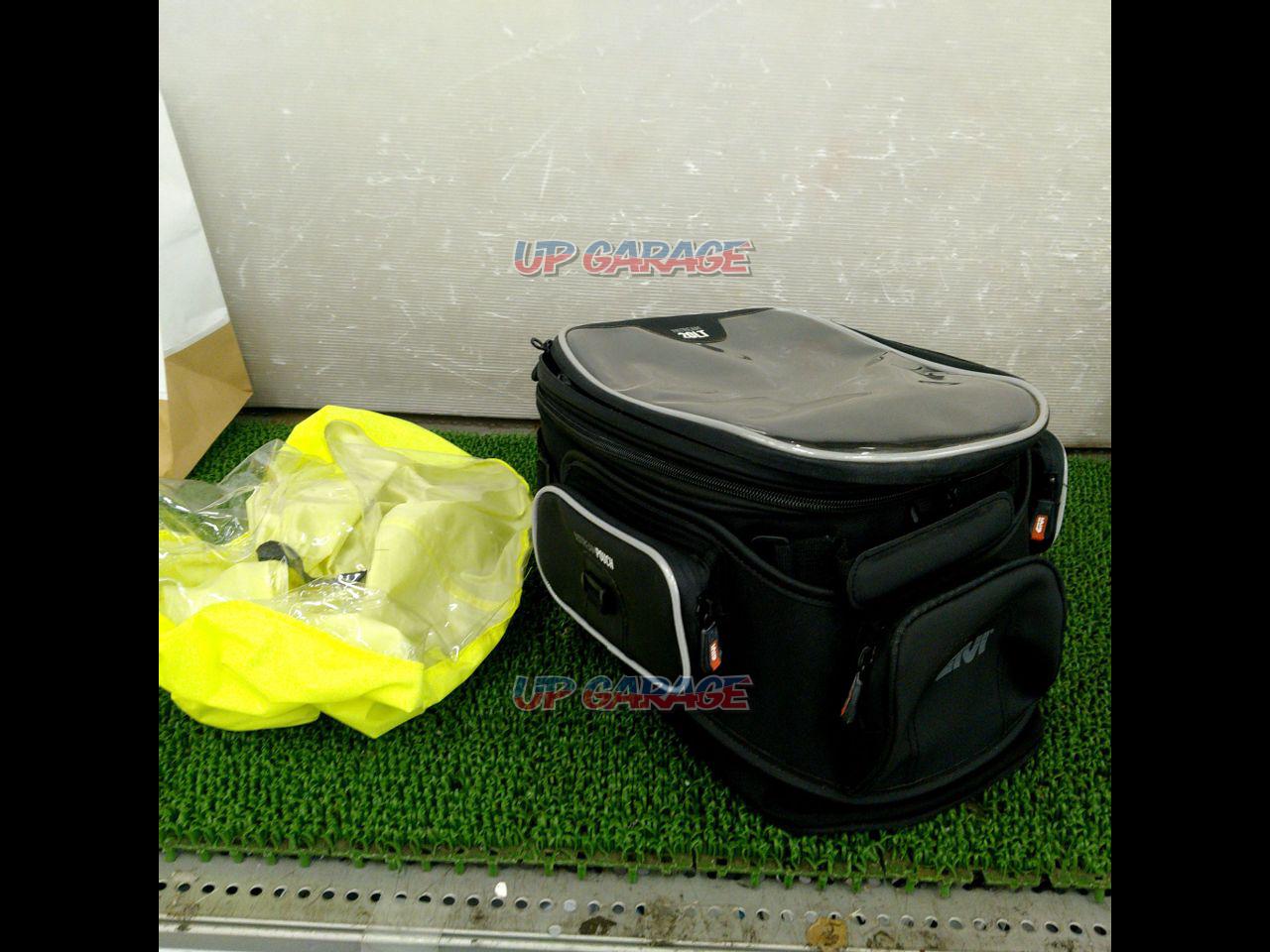 GIVI ENT XSTREAM 20LT Tank Lock Bag Capacity 20L | Bags | Croooober